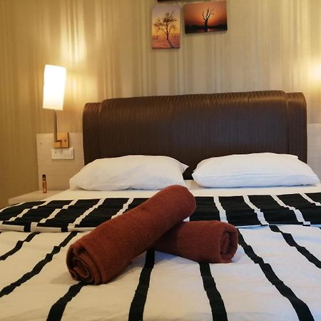 1Tebrau Premium Suites By 12Stay Johor Bahru Ngoại thất bức ảnh